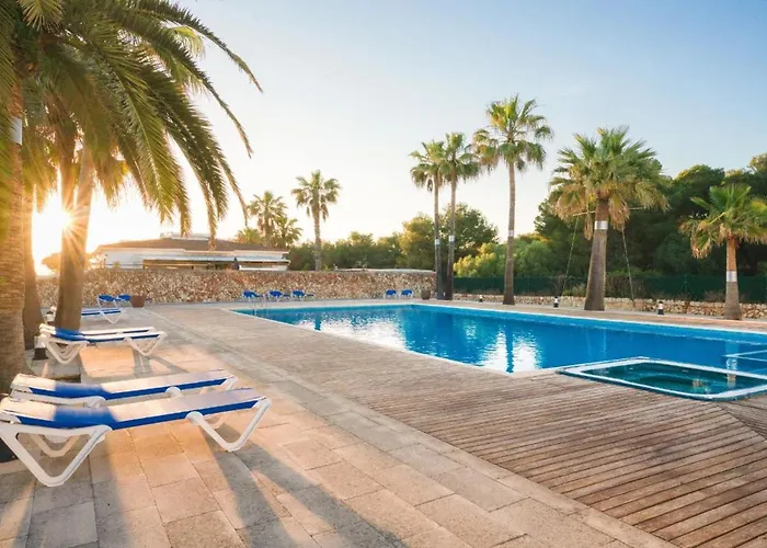 8 * Son Carrio (Menorca)