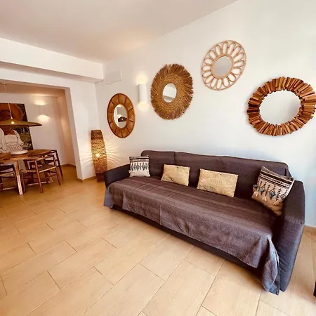 Apartment 8